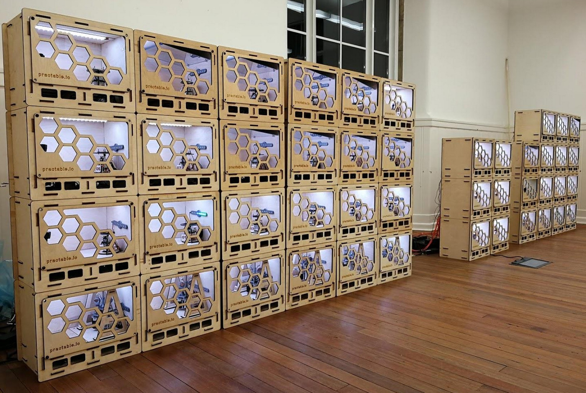 Remote lab experiments in wooden boxes in classroom